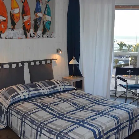 Vue Et Cap 카네트