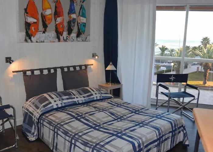 Vue Et Cap 카네트